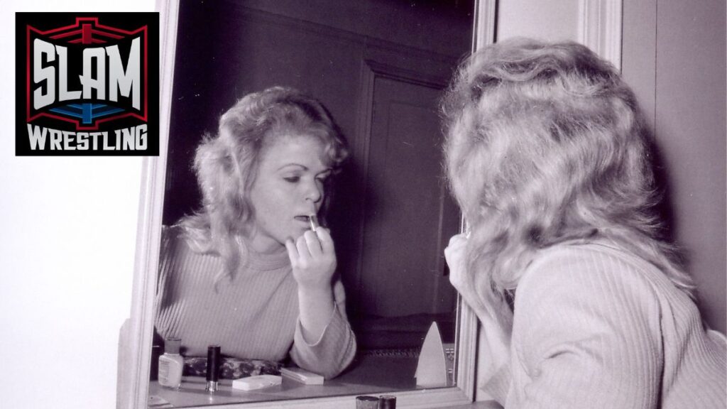 Darling Dagmar does up her makeup in Toronto. Photo by Roger Baker