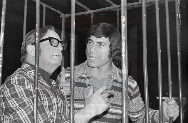 Eddie Creetchman and Tony Marino are in the cage in Detroit. Photo by Dave Drason Burzynski