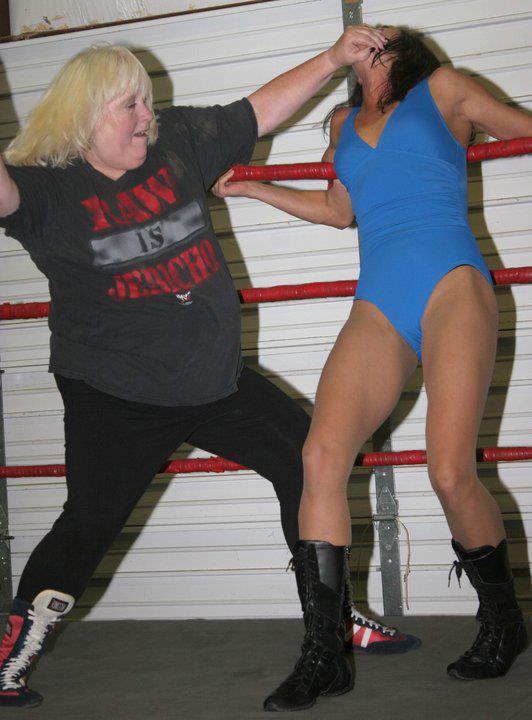 Joyce Grable strikes Sabrina during her comeback for a custom match in 2013. Facebook photo