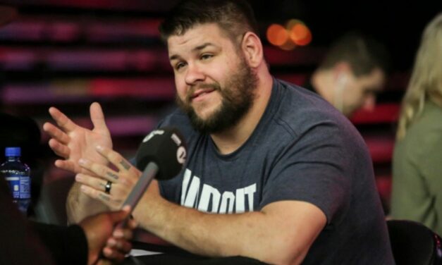 Kevin Owens inks new deal with WWE
