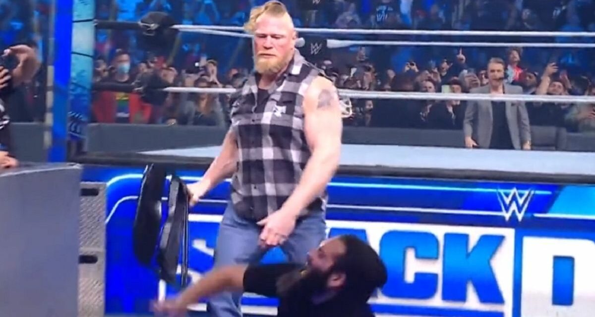 SmackDown: Lesnar and Reigns are playing games