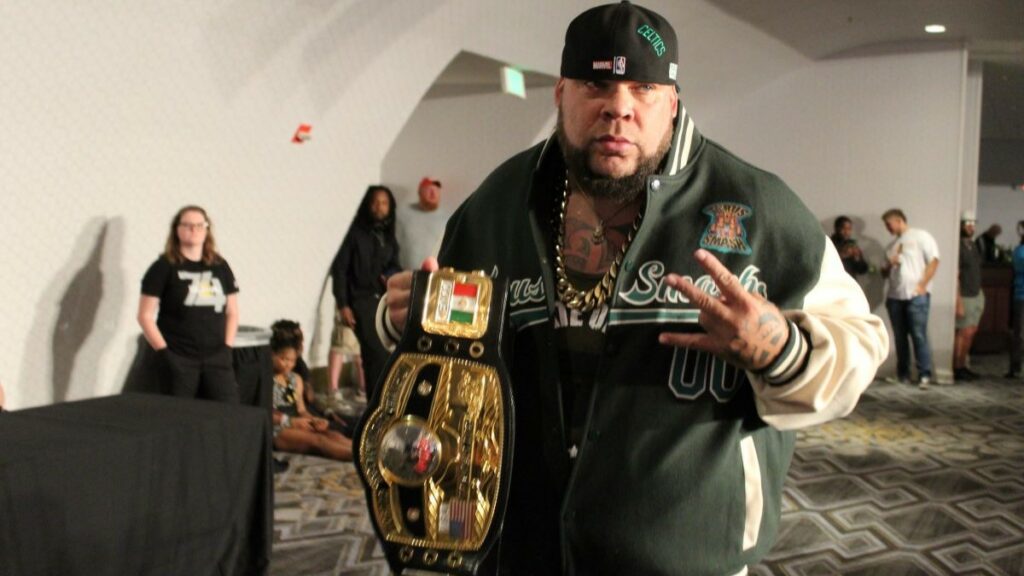 Tyrus with the Ten Pounds of Gold at NWA 75. Credit: Tommy "Milagro" Martinez