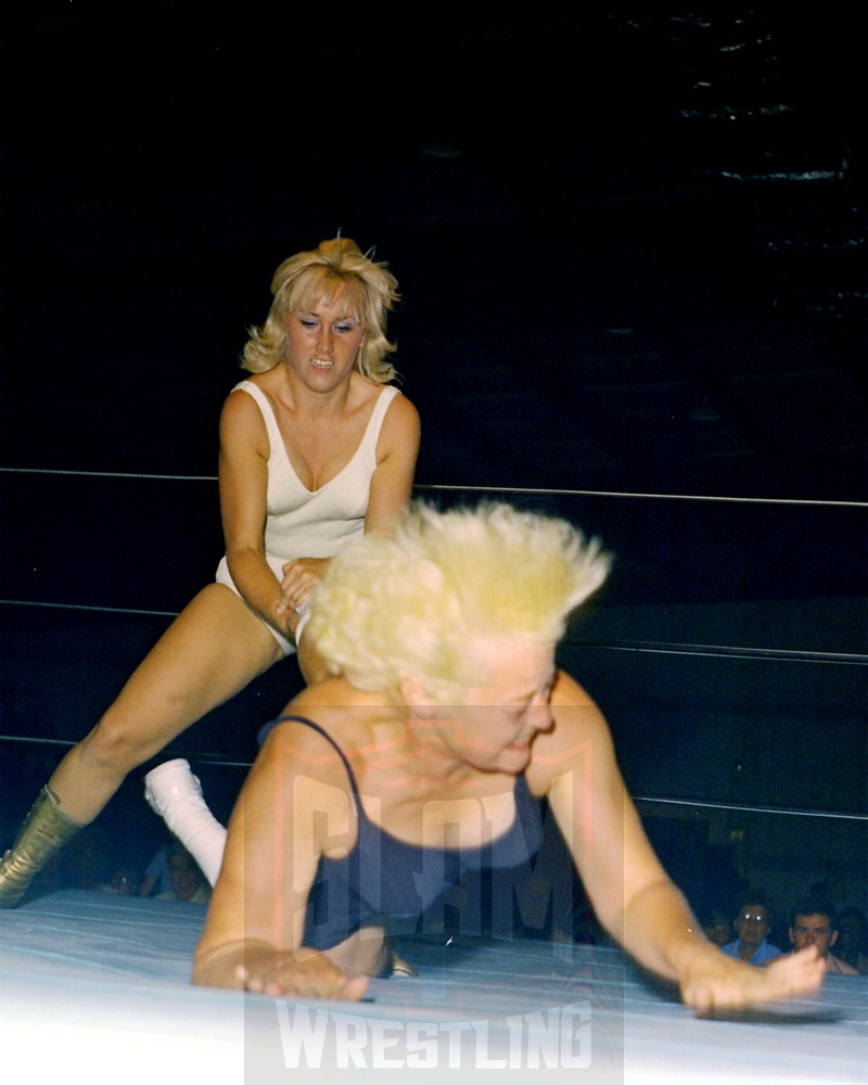Dottie Downs vs Joyce Grable. Courtesy the collection of Chris Swisher