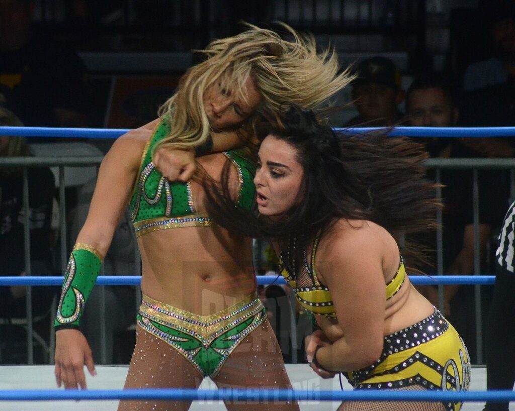 Gisele Shaw vs Deonna Purrazzo at the Border City Wrestling 30th anniversary show on Saturday, October 7, 2023, at St. Clair College Sportsplex in Windsor, Ontario. Photo by Brad McFarlin