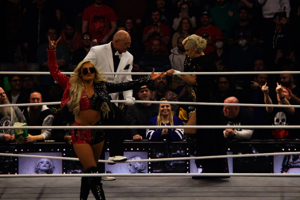 Mariah May, Toni Storm and Luther at AEW Dynamite at Toronto's Coca-Cola Coliseum. Photo by Steve Argintaru Twitter/IG: @stevetsn