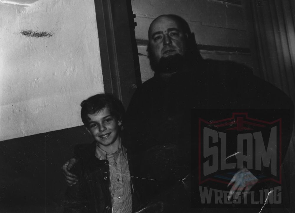 Paul Vachon and a young fan in London, Ontario. Photo by Terry Dart