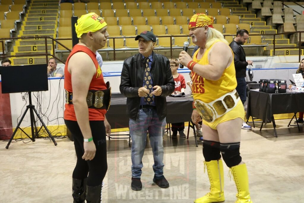 Bill Apter stands between two cosplay Hulk Hogans at the 80s Wrestling Con on Saturday, May 4, 2024, at the Mennen Sports Arena in Morristown, New Jersey. Photo by George Tahinos, georgetahinos.smugmug.com