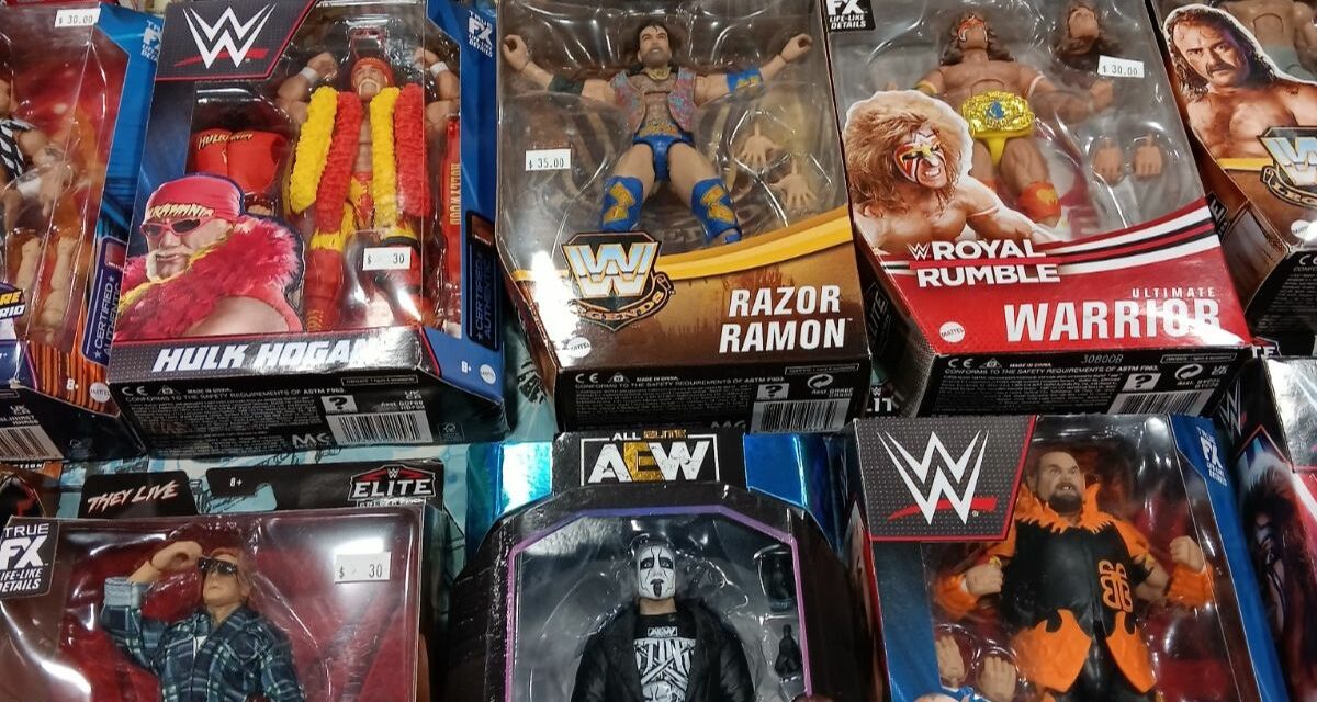 Wrestling collectibles galore at inaugural Novi Toy Show