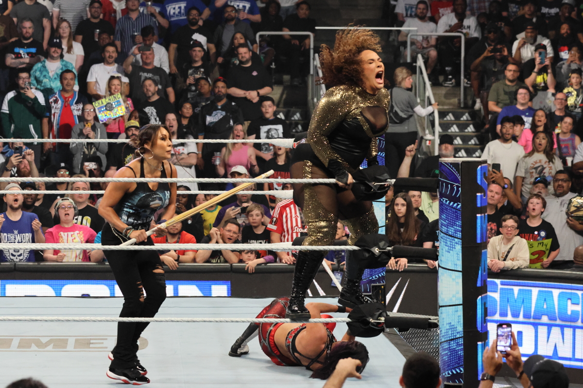 Michin goes after Nia Jax at WWE Smackdown on Friday, July 5, 2024, at Scotiabank Arena in Toronto. Photo by Steve Argintaru, Twitter/IG: @stevetsn