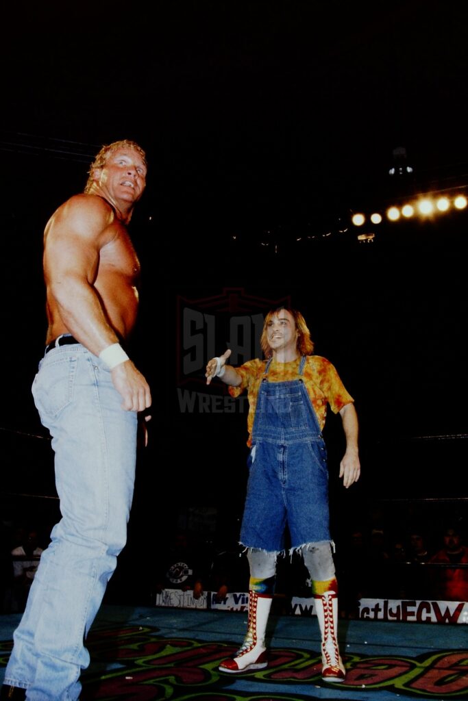 Spike Dudley offers his hand to Sid Vicious in ECW. Photo by George Tahinos, https://georgetahinos.smugmug.com