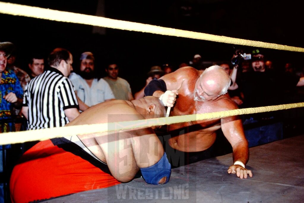 Kevin Sullivan battles Abdullah the Butcher. Photo by George Tahinos, https://georgetahinos.smugmug.com