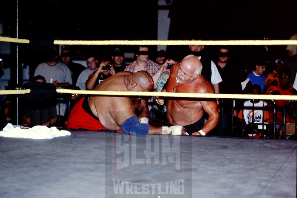 Kevin Sullivan battles Abdullah the Butcher. Photo by George Tahinos, https://georgetahinos.smugmug.com