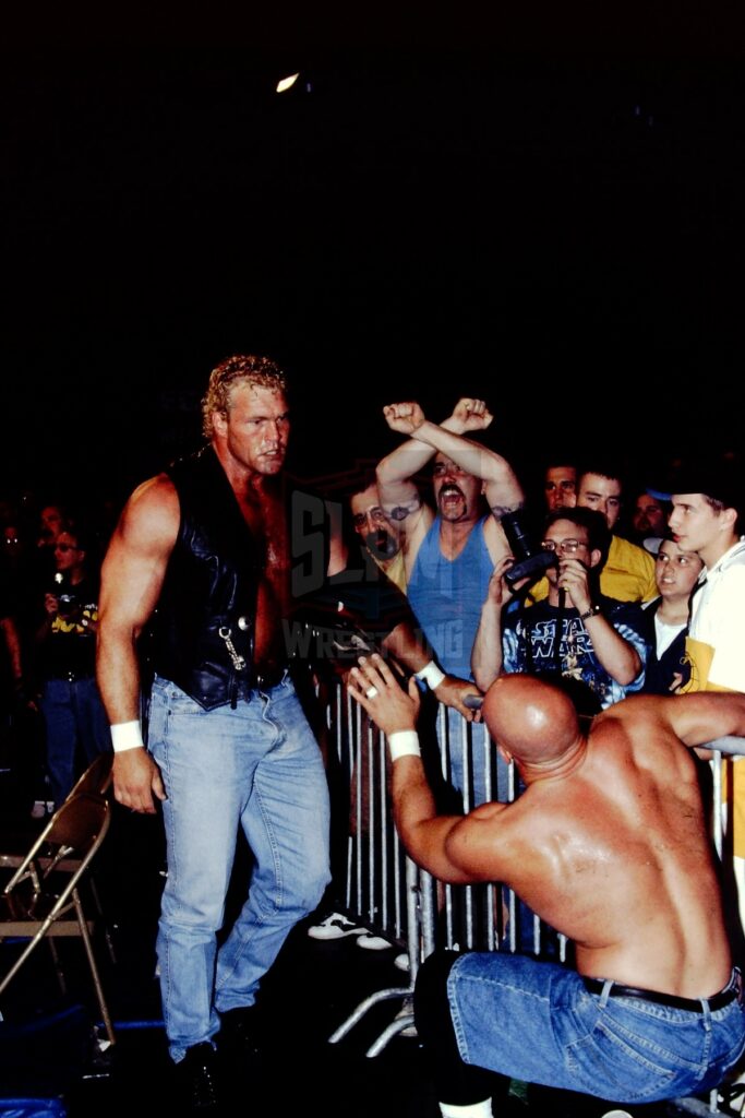 Sid Vicious in ECW against Justin Credible. Photo by George Tahinos, https://georgetahinos.smugmug.com