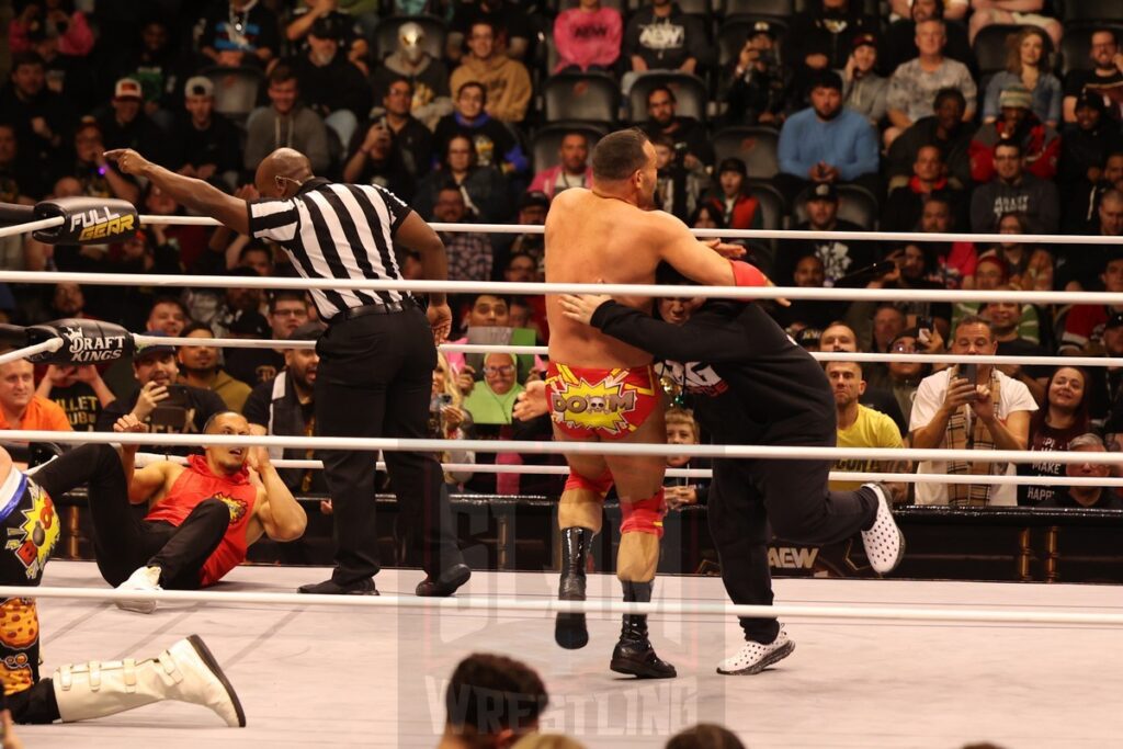 A.J. Befumo vs Q.T. Marshall at AEW Full Gear on Saturday, November 23, 2024, at the Prudential Center in Newark, NJ. Photo by George Tahinos, https://georgetahinos.smugmug.com