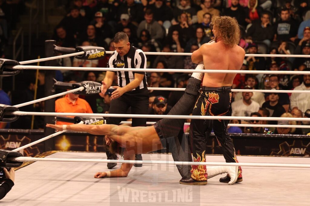 Jay White vs. “Hangman” Adam Page at AEW Full Gear on Saturday, November 23, 2024, at the Prudential Center in Newark, NJ. Photo by George Tahinos, https://georgetahinos.smugmug.com