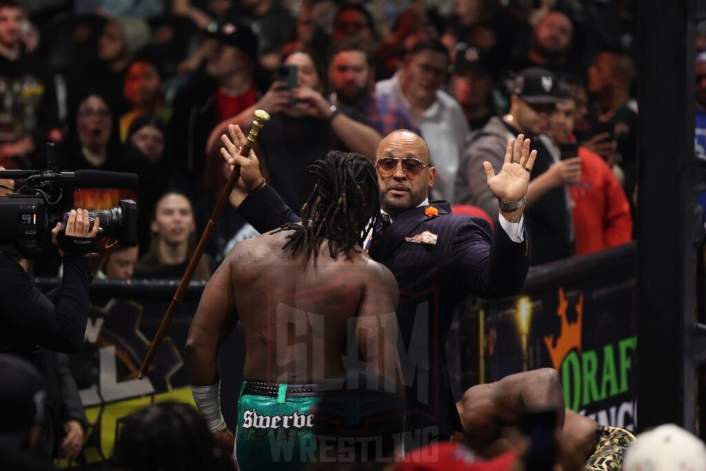 Swerve Strickland vs. Bobby Lashley at AEW Full Gear on Saturday, November 23, 2024, at the Prudential Center in Newark, NJ. Photo by George Tahinos, https://georgetahinos.smugmug.com