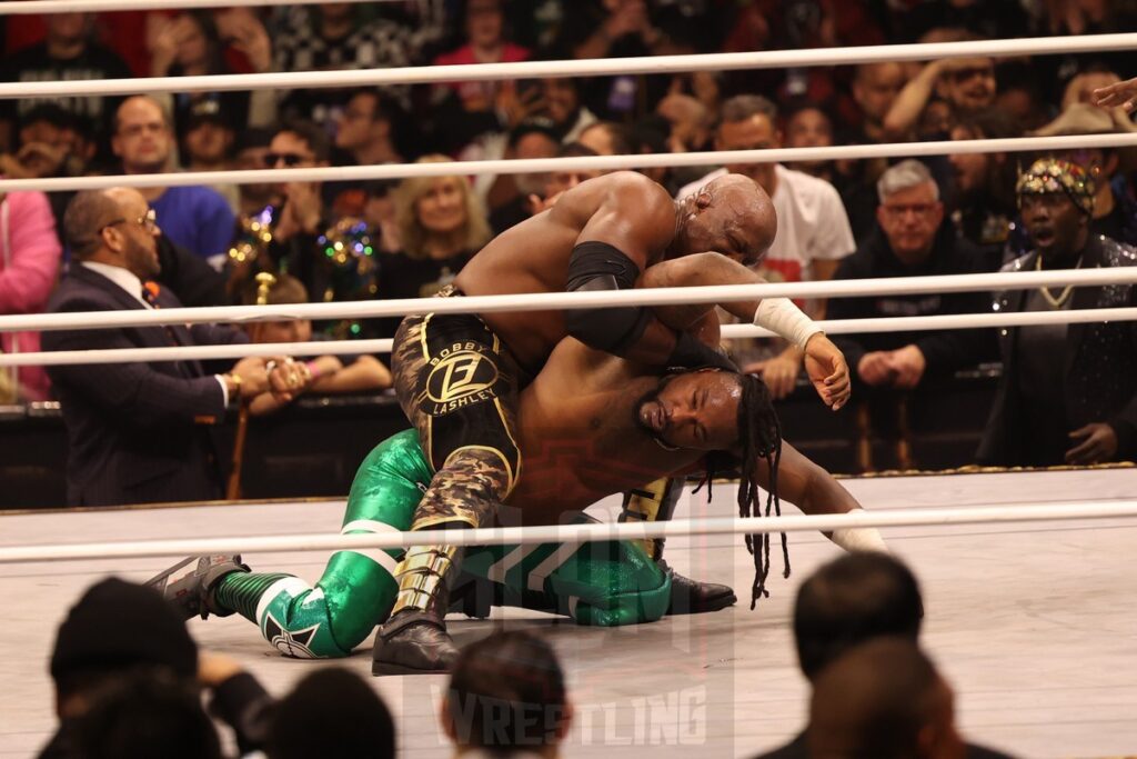 Swerve Strickland vs. Bobby Lashley at AEW Full Gear on Saturday, November 23, 2024, at the Prudential Center in Newark, NJ. Photo by George Tahinos, https://georgetahinos.smugmug.com