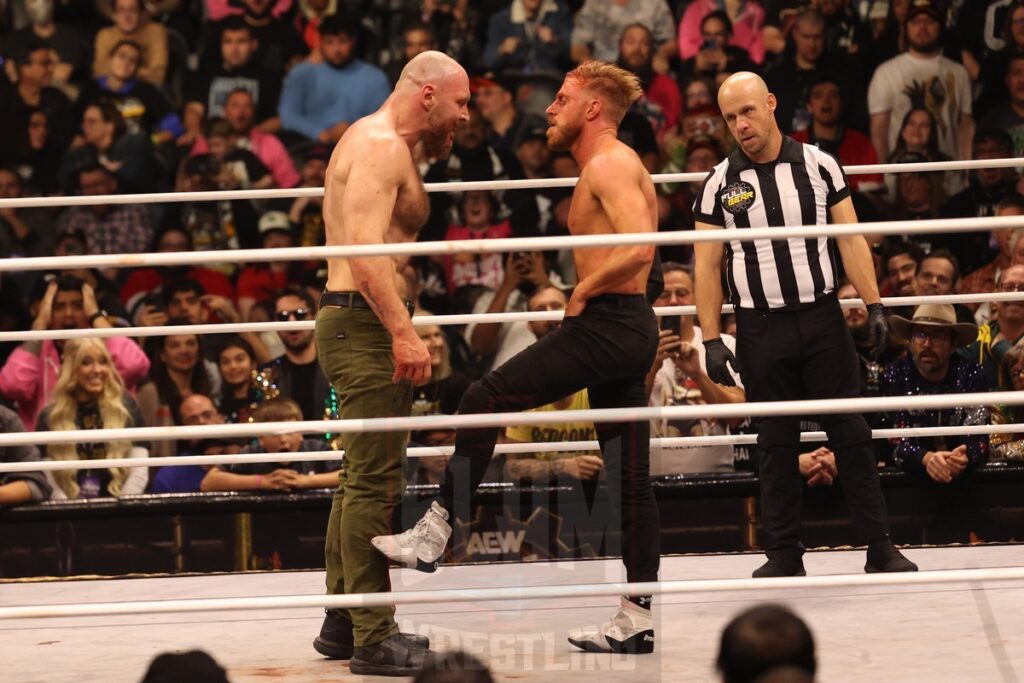 AEW World Championship Match: Jon Moxley (c) vs. Orange Cassidy at AEW Full Gear on Saturday, November 23, 2024, at the Prudential Center in Newark, NJ. Photo by George Tahinos, https://georgetahinos.smugmug.com