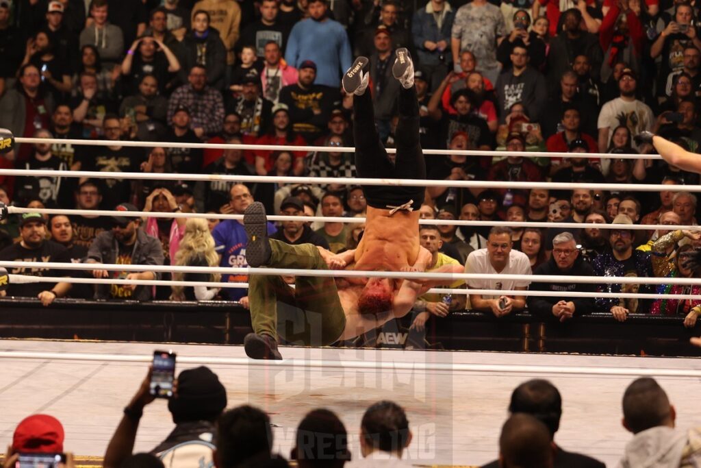 AEW World Championship Match: Jon Moxley (c) vs. Orange Cassidy at AEW Full Gear on Saturday, November 23, 2024, at the Prudential Center in Newark, NJ. Photo by George Tahinos, https://georgetahinos.smugmug.com