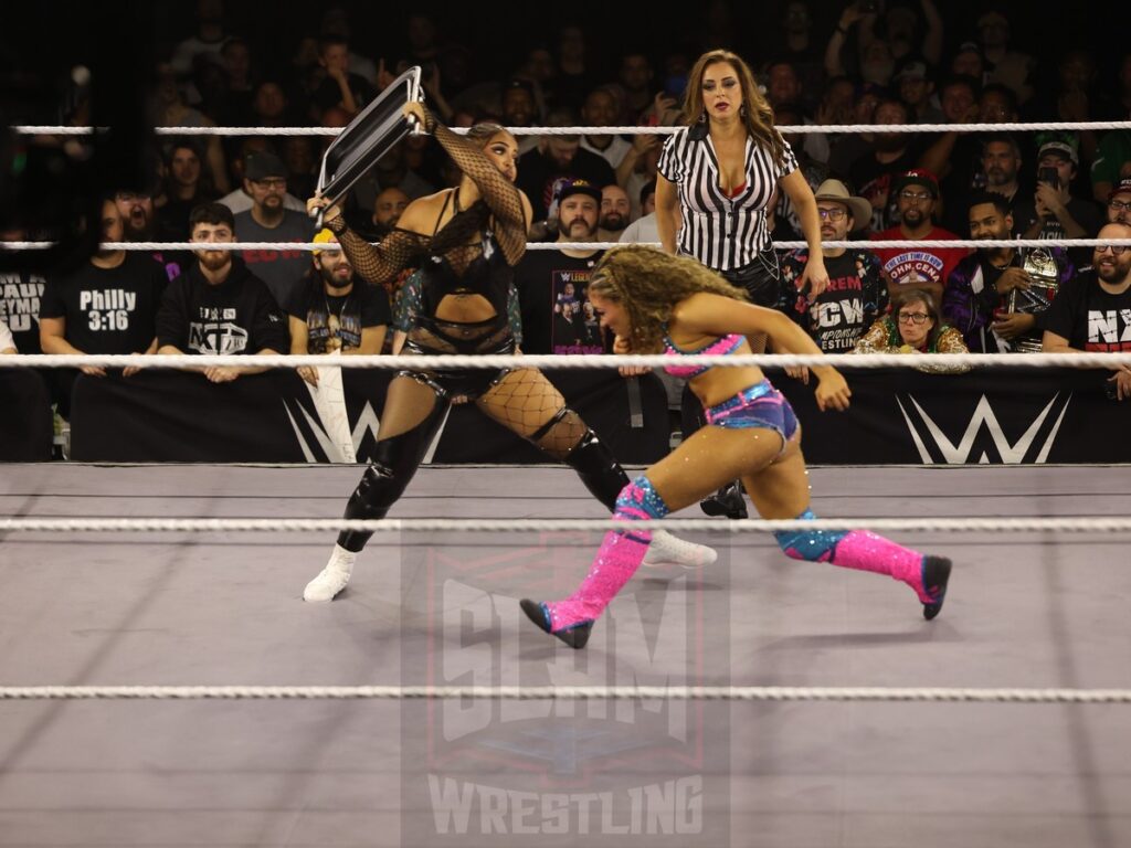 Hardcore Match with Dawn Marie as referee: Lola Vice vs Jaida Parker at NXT on Wednesday, November 6, 2024, at the 2300 Arena, in Philadelphia, PA. Photo by George Tahinos, https://georgetahinos.smugmug.com