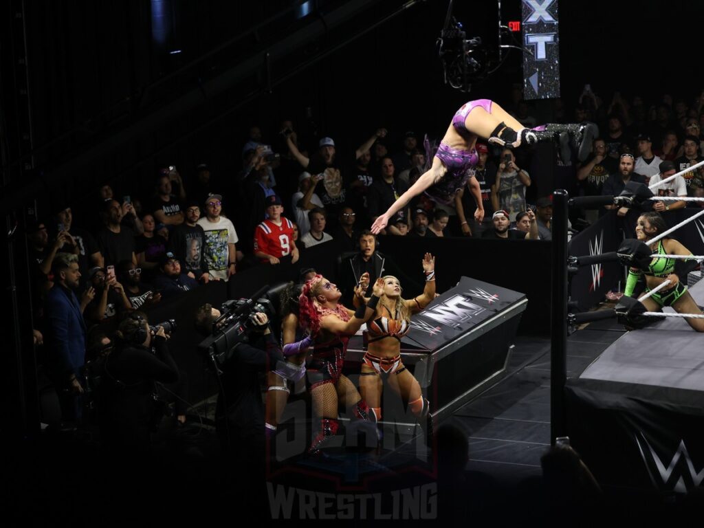 Fatal Influence, Cora Jade and Roxanne Perez vs Stephanie Vaquer, Jordynne Grace, Kehlani Jordan, ZARIA, and Giulia at NXT on Wednesday, November 6, 2024, at the 2300 Arena, in Philadelphia, PA. Photo by George Tahinos, https://georgetahinos.smugmug.com