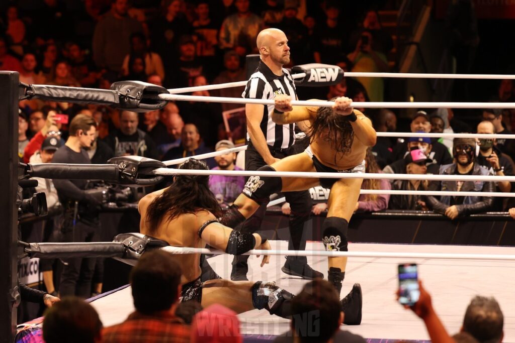 Konosuke Takeshita vs Adam Cole at AEW Dynamite on Wednesday, November 13, 2024, at the Total Mortgage Arena, in Bridgeport, Connecticut. Photo by George Tahinos, georgetahinos.smugmug.com