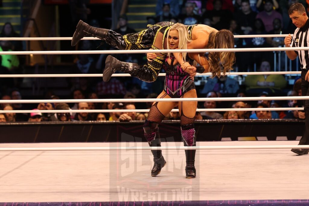 Britt Baker vs Penelope Ford at AEW Dynamite on Wednesday, November 13, 2024, at the Total Mortgage Arena, in Bridgeport, Connecticut. Photo by George Tahinos, georgetahinos.smugmug.com