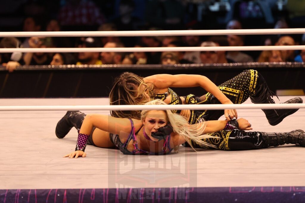 Britt Baker vs Penelope Ford at AEW Dynamite on Wednesday, November 13, 2024, at the Total Mortgage Arena, in Bridgeport, Connecticut. Photo by George Tahinos, georgetahinos.smugmug.com