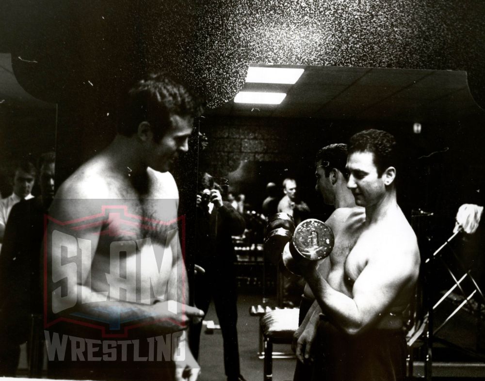 Paul Diamond and Roger Baker talk working out. Photo by Roger Baker