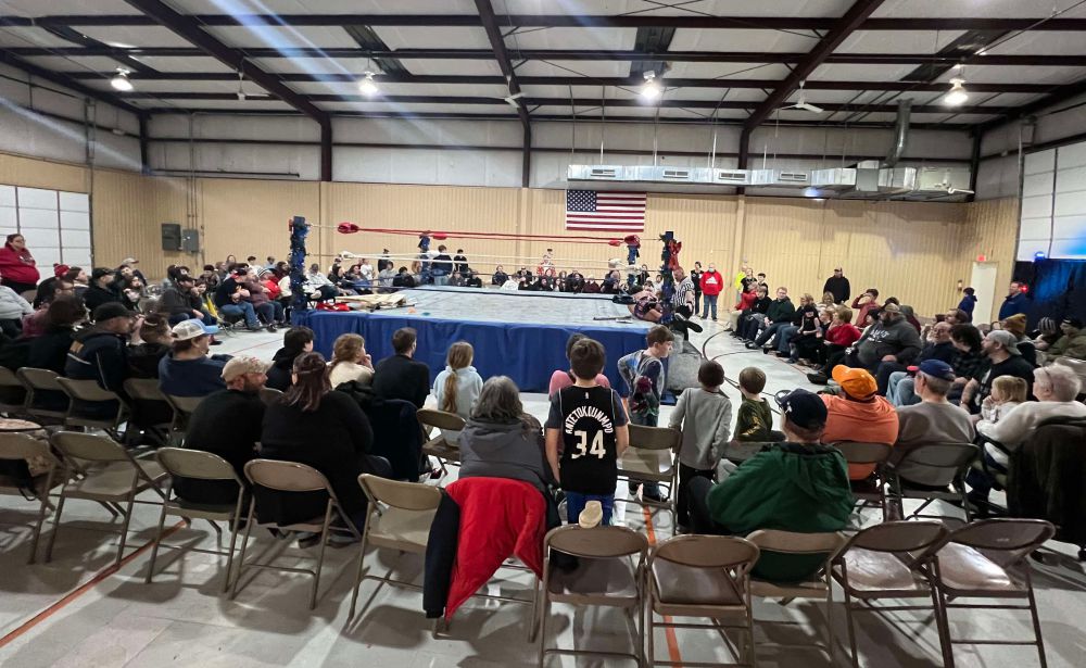 A crowd shot of the Heath Hensley Benefit Show. Photo by Honcho Hensley