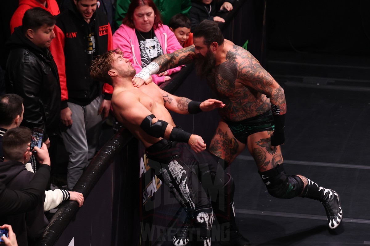 Will Ospreay vs Brody King at AEW Dynamite, at the Hammerstein Ballroom in New York, New York, taped on Sunday, December 22, and airing on Wednesday, December 25, 2024. Photo by George Tahinos, georgetahinos.smugmug.com