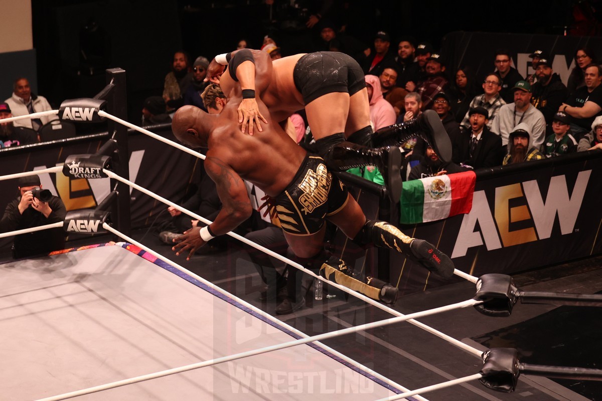 Kazuchika Okada vs Shelton Benjamin at AEW Dynamite, at the Hammerstein Ballroom in New York, New York, taped on Sunday, December 22, and airing on Wednesday, December 25, 2024. Photo by George Tahinos, georgetahinos.smugmug.com