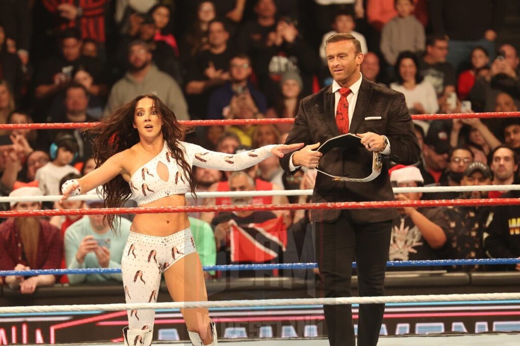 Nick Aldis presents the US Women's title to Chelsea Green at WWE Saturday Night's Main Event on Saturday, December 14, 2024, at the Nassau Veterans Memorial Coliseum in Uniondale, New York. Photo by George Tahinos, georgetahinos.smugmug.com