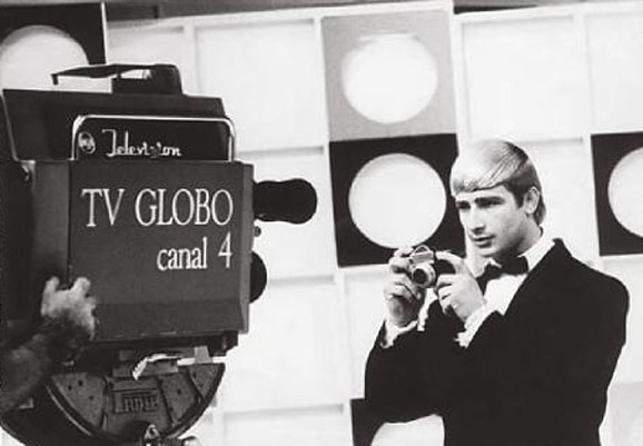 Ted Boy Marino was on TV Globo seven days a week.